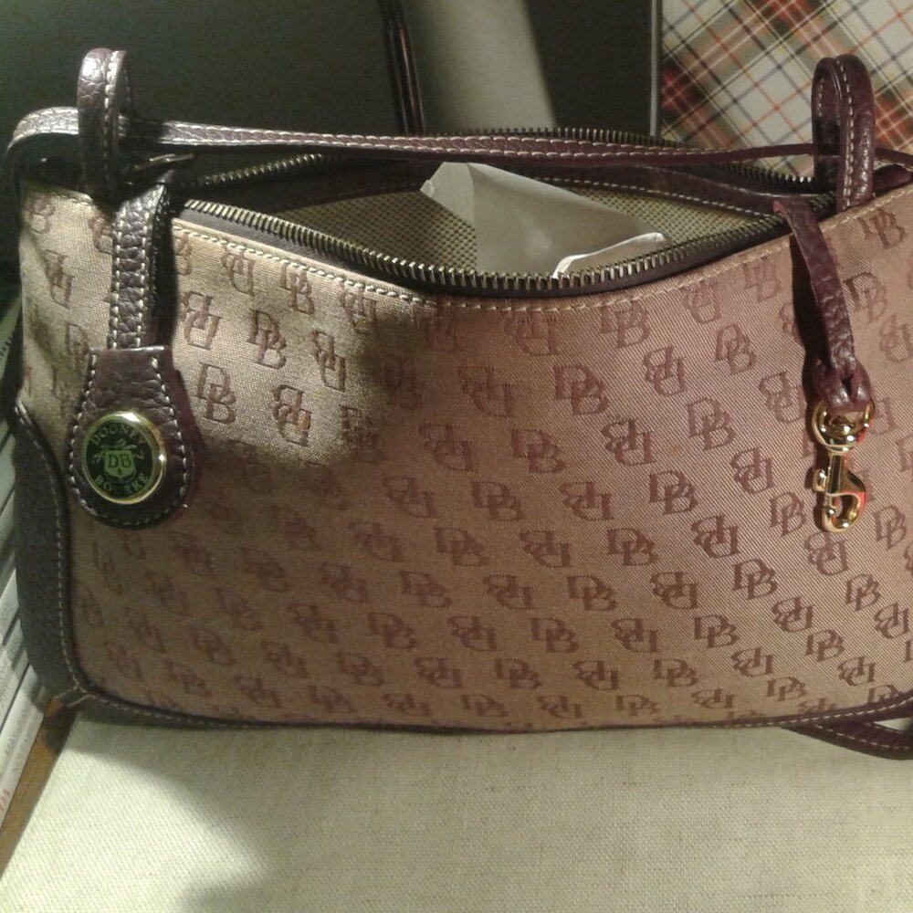 Vintage Dooney & Bourke DB Purple Pouch/Clutch with Shoulder Strap